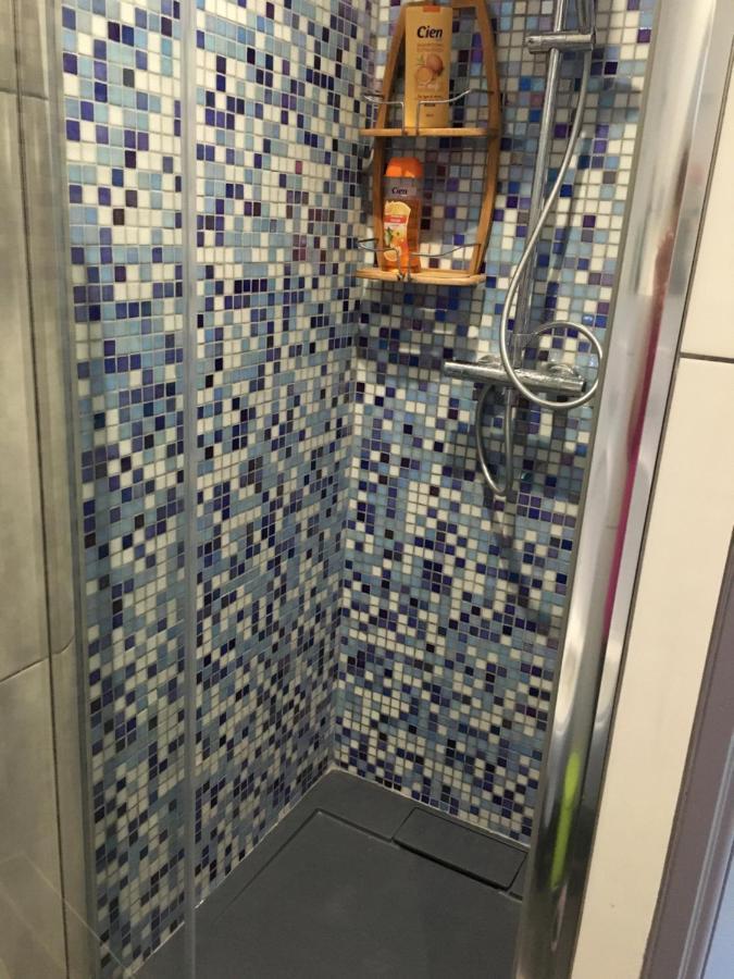 Véloce, Chambre d'Hôtes avec Salle de Bain / WC Claveyson Exterior foto